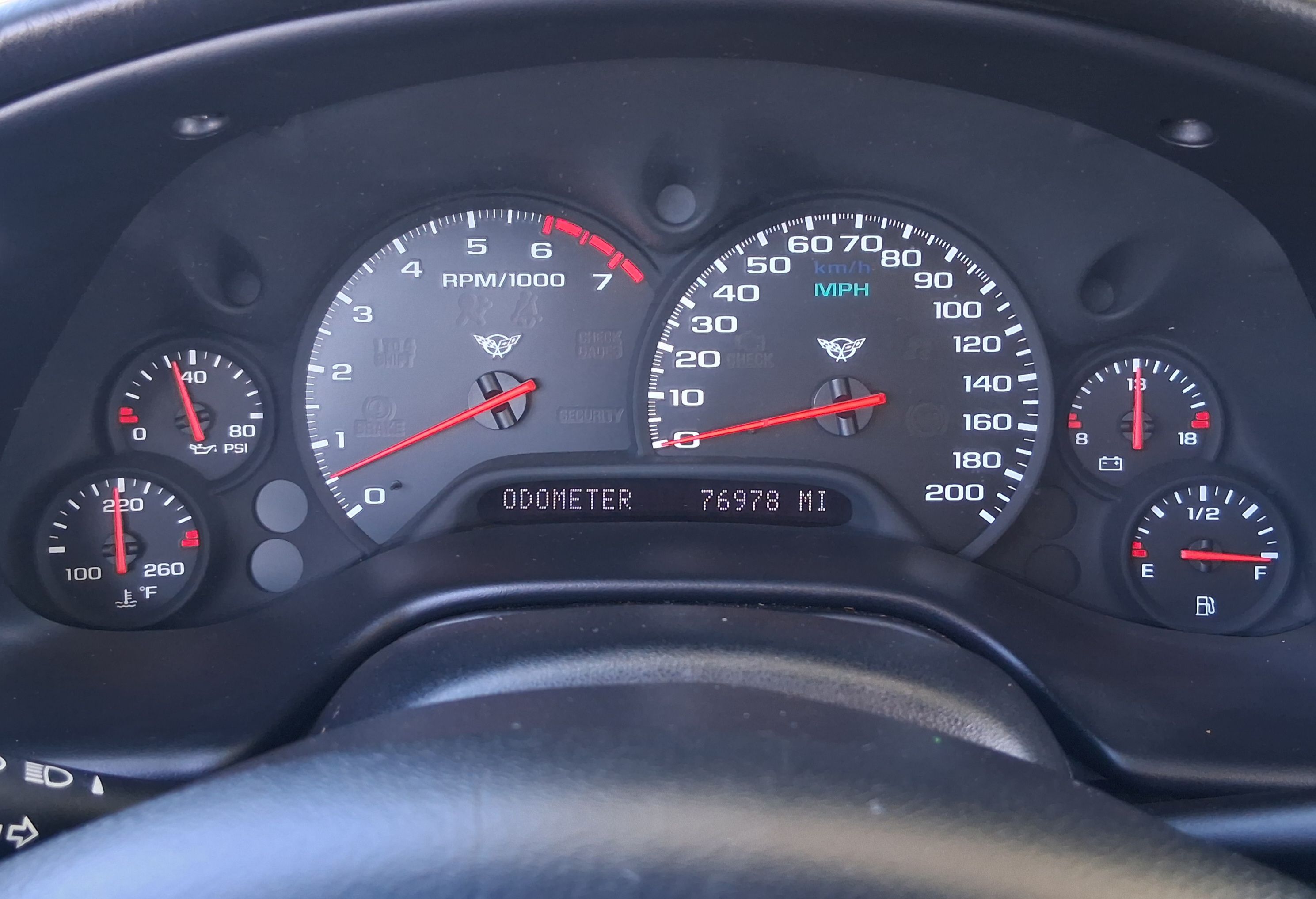 Used 2002 Chevrolet Corvette Coupe RWD image 17