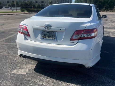Used 2011 Toyota Camry SE w/ Fleet Convenience Pkg FWD image 5