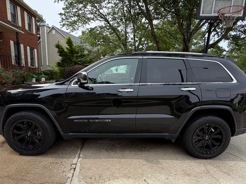 Used 2017 Jeep Grand Cherokee Limited w/ Luxury Group II RWD image 1