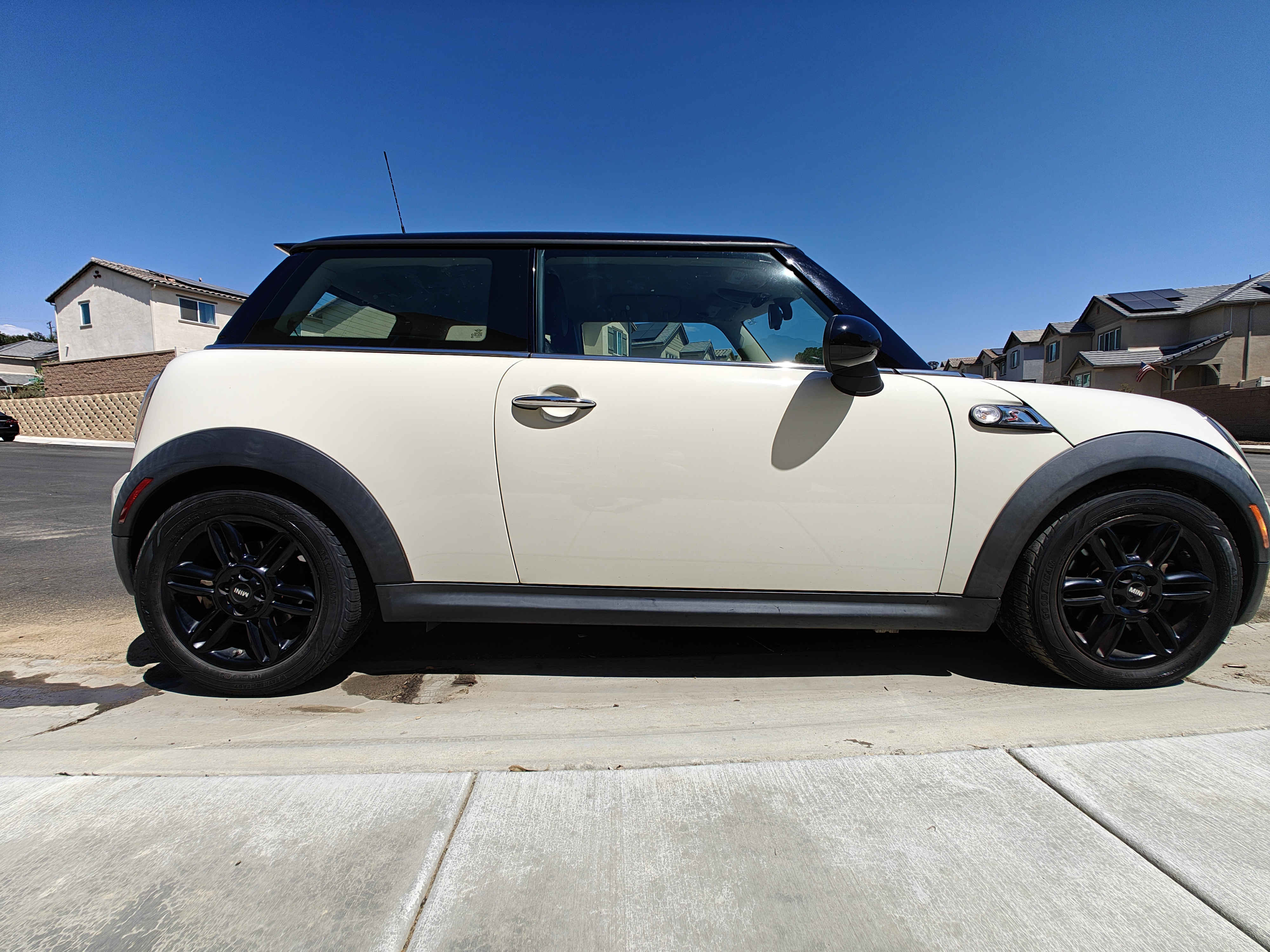 Used 2012 MINI Cooper S FWD image 10