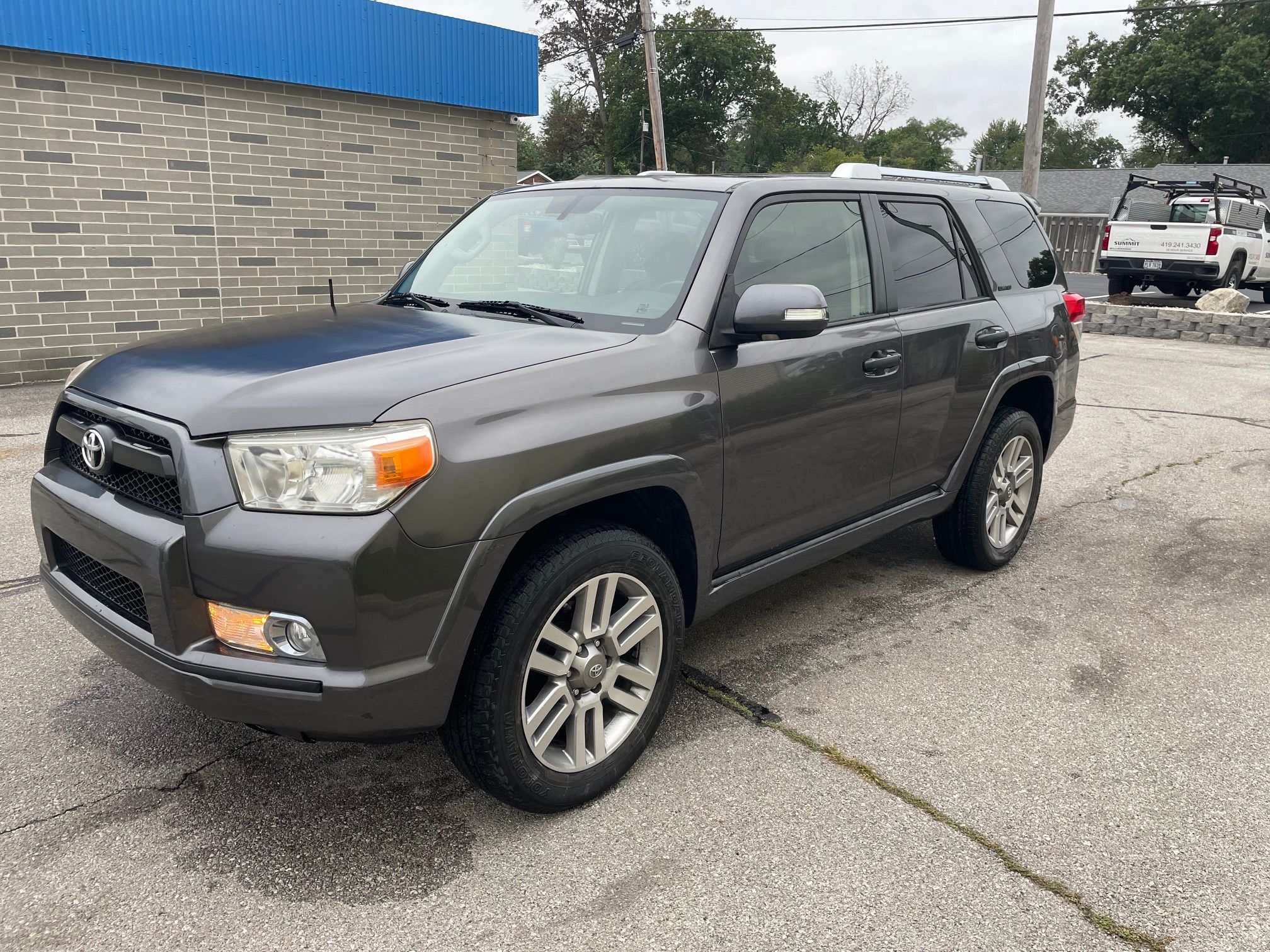 Used 2012 Toyota 4Runner Limited AWD/4WD image 1