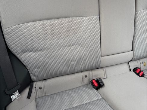 Used 2017 Subaru Forester 2.5i Premium w/ All-Weather Package image 17