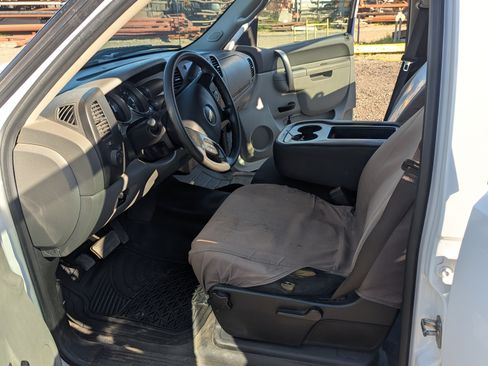 Used 2013 Chevrolet Silverado 3500 W/T image 11