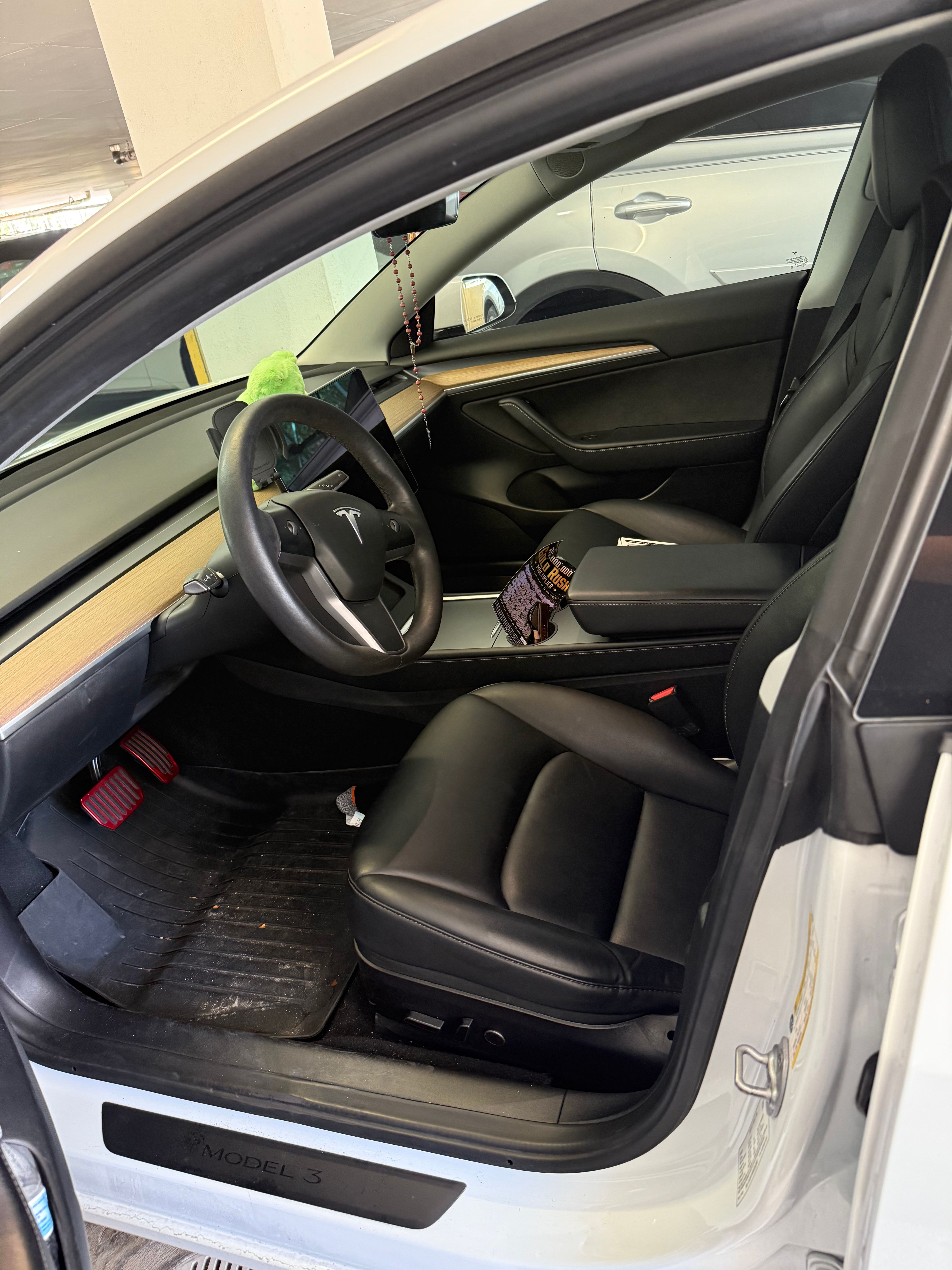 Used 2022 Tesla Model 3 Long Range AWD/4WD image 18