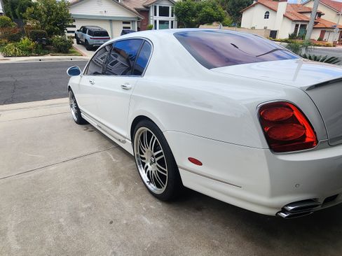 Used 2013 Bentley Flying Spur Flying Spur Speed AWD/4WD image 2