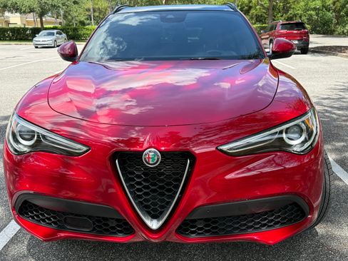 Used 2022 Alfa Romeo Stelvio Ti AWD/4WD image 1