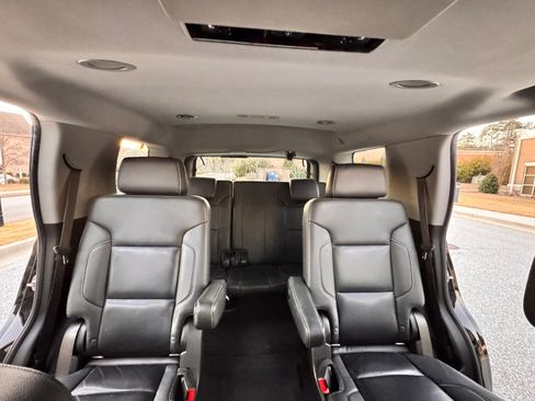 Used 2020 Chevrolet Tahoe LT image 6