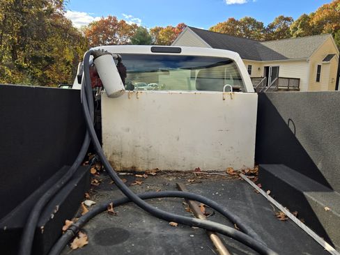 Used 2016 Ford F550 XL 165 W.B. 2D image 10