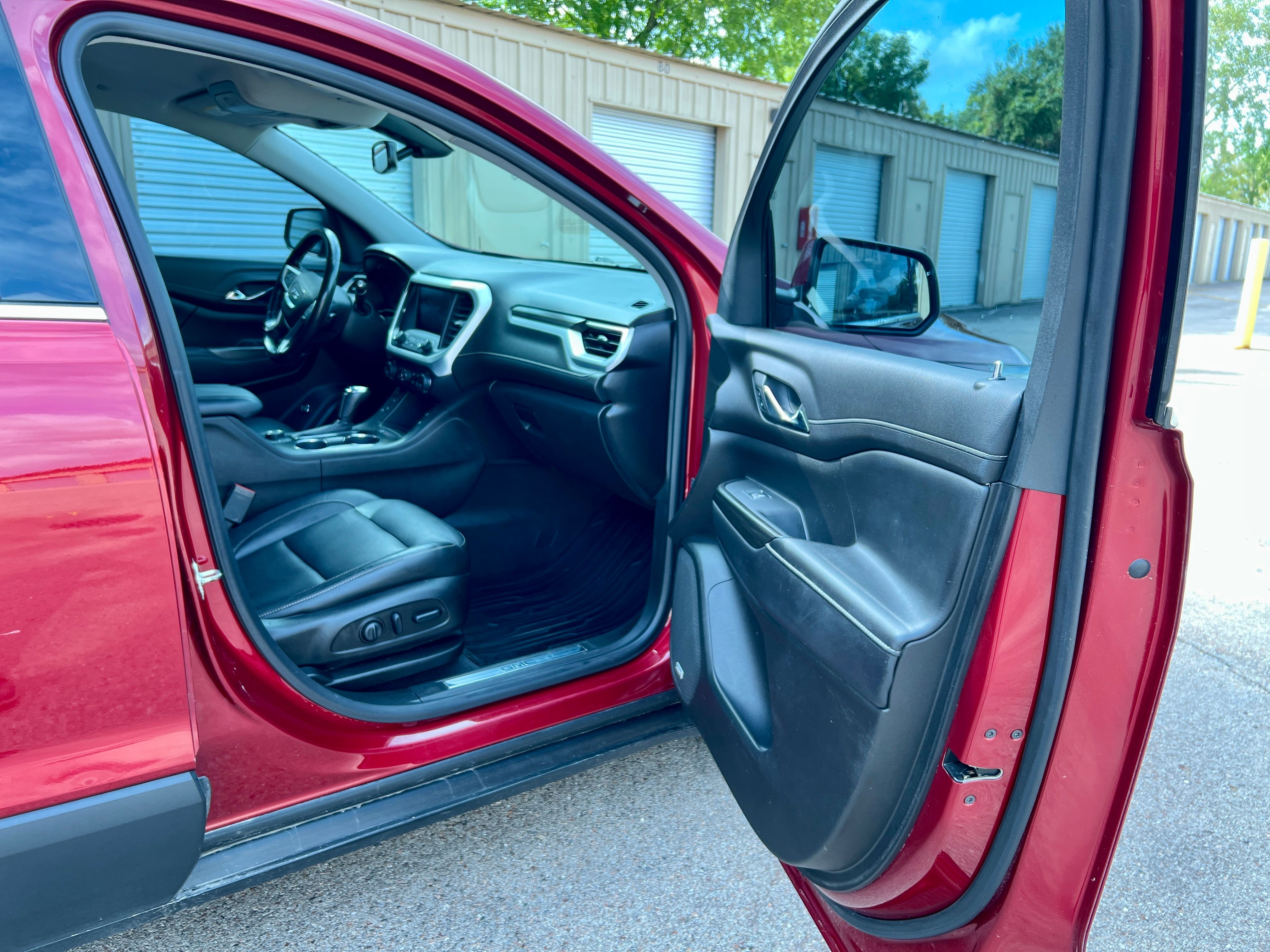 Used 2019 GMC Acadia SLT FWD image 15