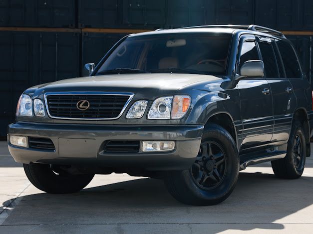 Used 2000 Lexus LX 470 4WD image 1