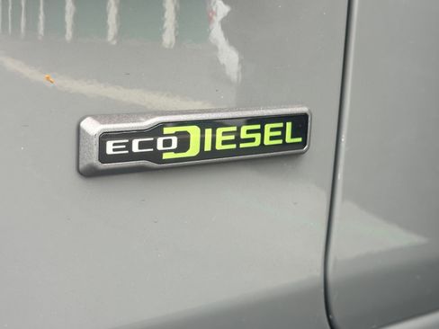 Used 2021 Jeep Wrangler Unlimited Rubicon image 12