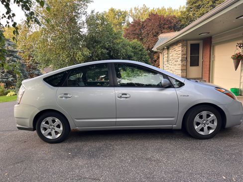 Used 2007 Toyota Prius FWD image 4