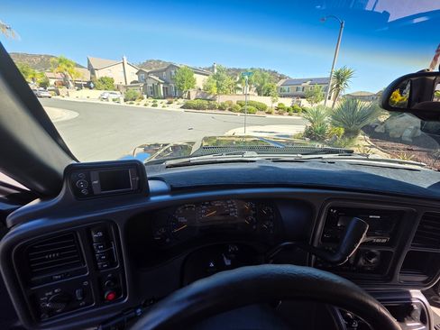 Used 2003 Chevrolet Silverado 2500 LS w/ Skid Plate Package image 25