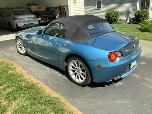 Used 2003 BMW Z4 2.5i RWD image 10