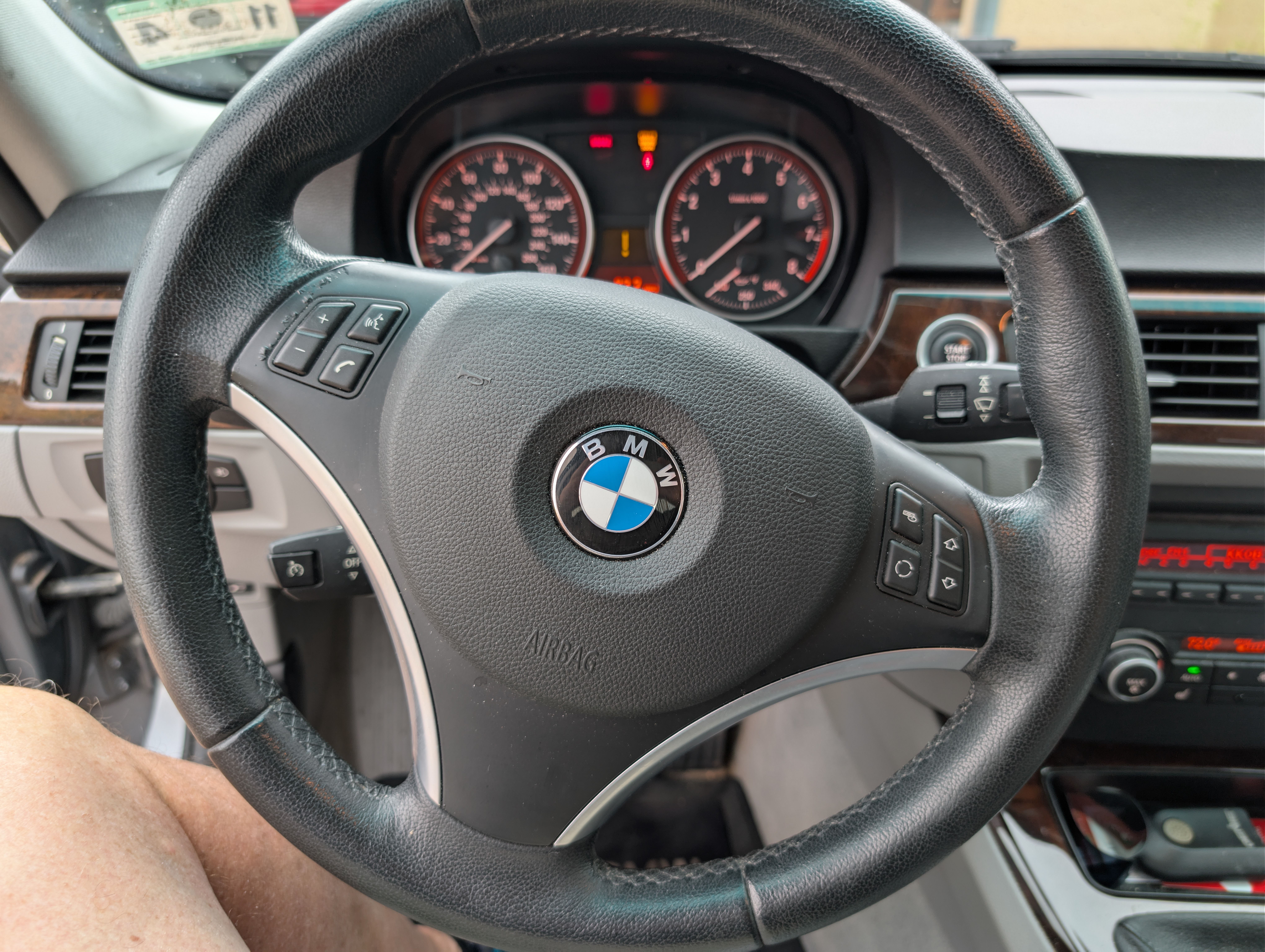 Used 2011 BMW 335i Sedan RWD image 16