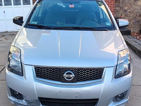 Used 2010 Nissan Sentra 2.0 SR image 4