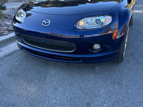 Used 2008 MAZDA MX-5 Miata Grand Touring w/ Premium Pkg image 1