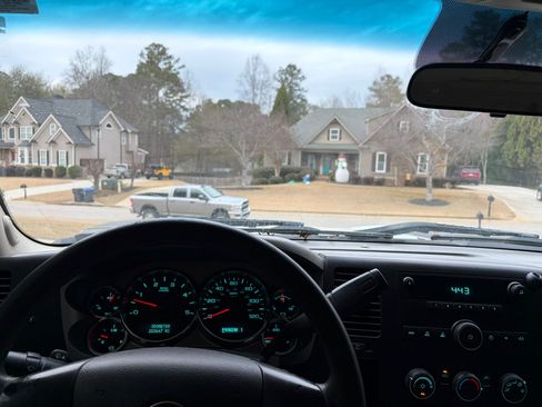 Used 2011 Chevrolet Silverado 3500 W/T image 12