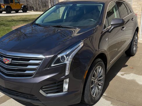 Used 2018 Cadillac XT5 Luxury image 1