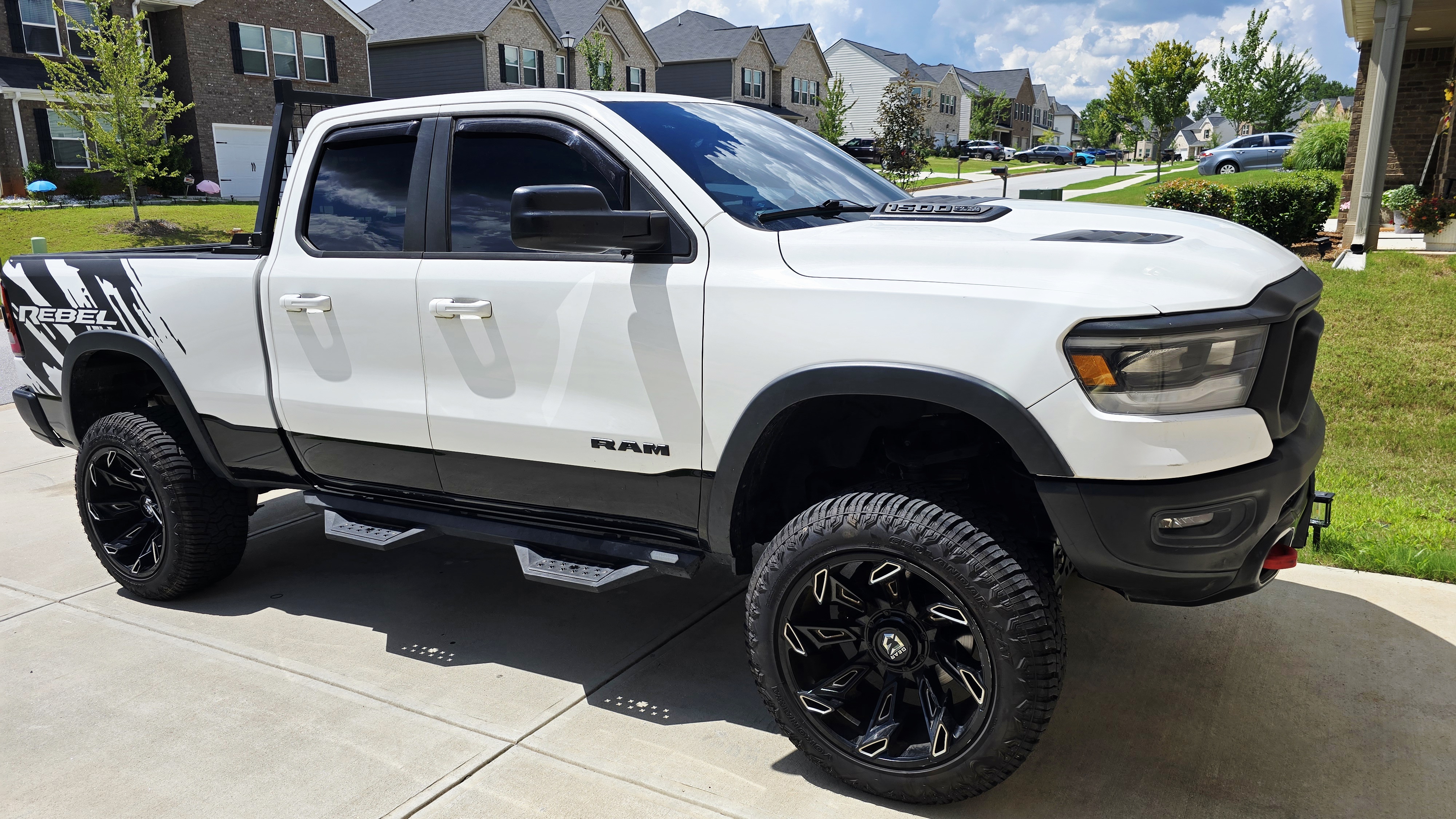 Used 2019 RAM 1500 Rebel AWD/4WD image 1