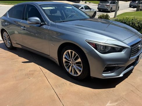 Used 2018 INFINITI Q50 Luxe w/ Cargo Package (L95) RWD image 1