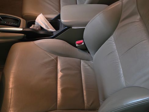 Used 2012 Honda Civic EX-L image 17