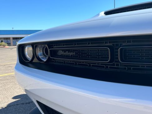 Used 2022 Dodge Challenger R/T w/ Blacktop Package image 10