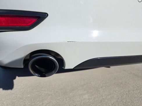 Used 2021 BMW 330i xDrive Sedan w/ Premium Package image 13