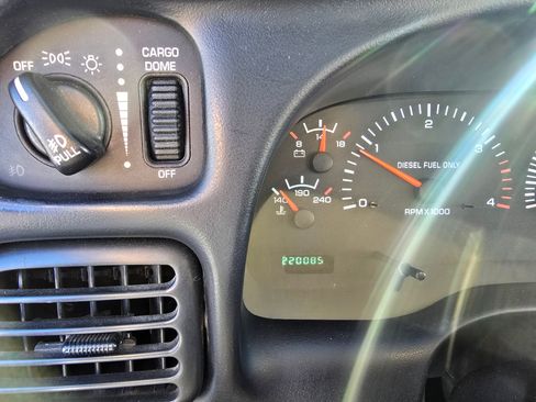 Used 2001 Dodge Ram 2500 Truck 4x4 Quad Cab image 5