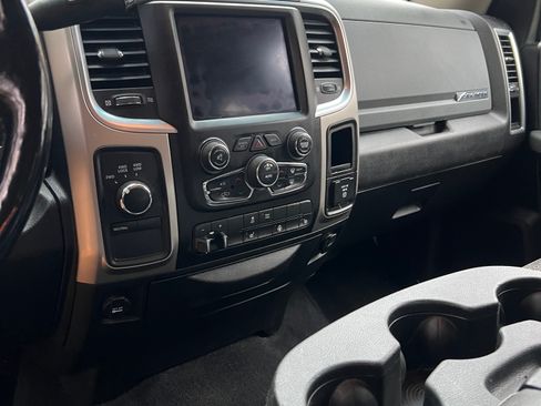 Used 2018 RAM 2500 Big Horn image 12