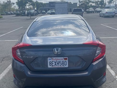 Used 2018 Honda Civic LX image 4