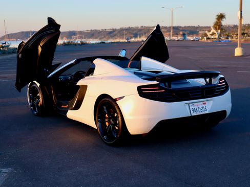 Used 2013 McLaren MP4-12C Spider image 5