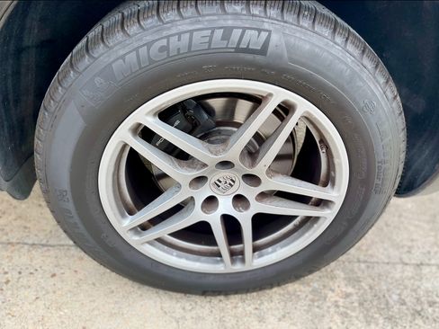 Used 2017 Porsche Macan image 6