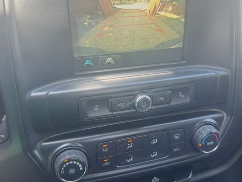 Used 2018 Chevrolet Silverado 1500 W/T w/ Trailering Package image 31