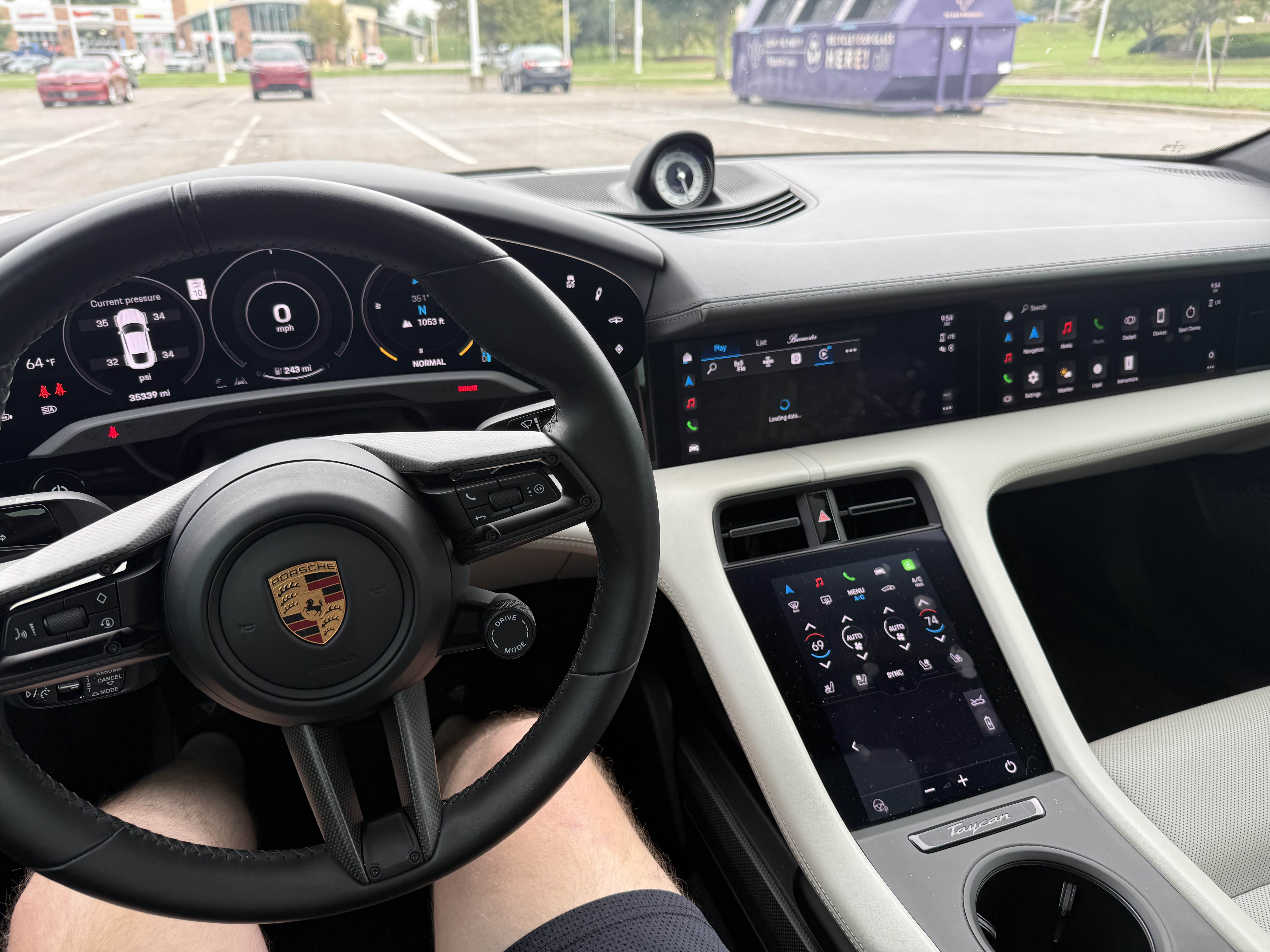 Used 2022 Porsche Taycan RWD image 12