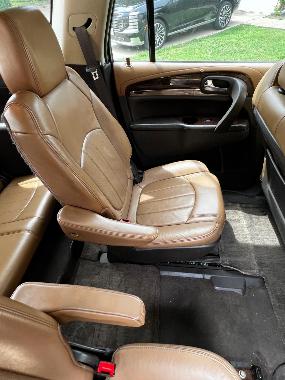 Used 2014 Buick Enclave Leather FWD image 26