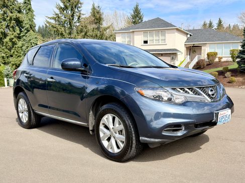 Used 2013 Nissan Murano S image 9