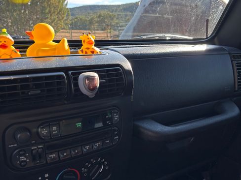 Used 2004 Jeep Wrangler 4WD image 25