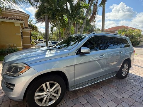 Used 2016 Mercedes-Benz GL 450 4MATIC image 8