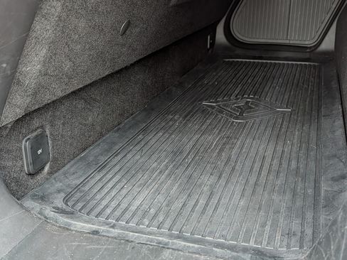 Used 2022 Rivian R1T Launch Edition image 12