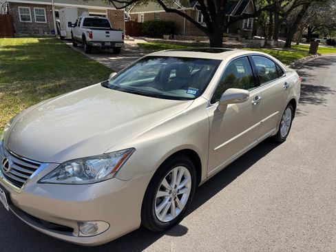 Used 2011 Lexus ES 350 image 1