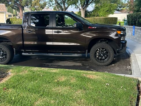 Used 2020 Chevrolet Silverado 1500 Custom Trail Boss w/ Custom Convenience Package image 5