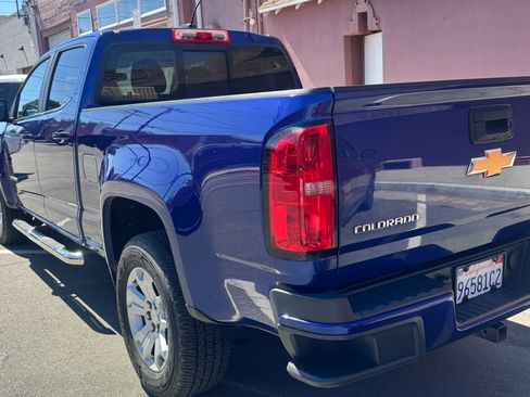 Used 2016 Chevrolet Colorado LT w/ LT Convenience Package image 11