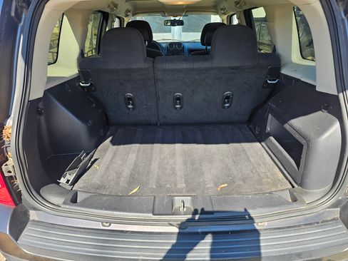 Used 2016 Jeep Patriot Sport w/ Power Value Group image 8