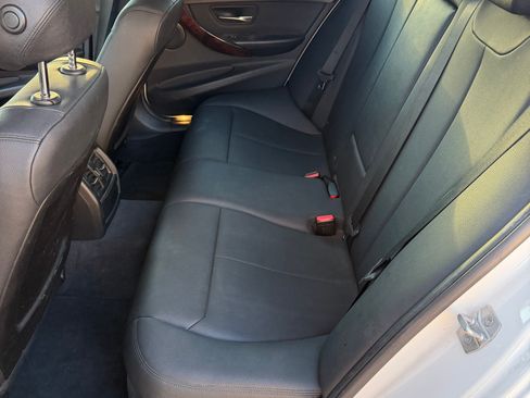 Used 2016 BMW 320i Sedan image 20