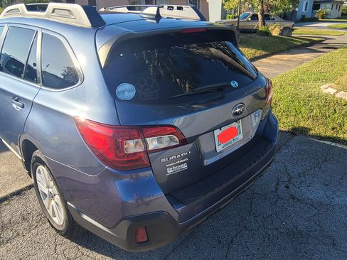 Used 2018 Subaru Outback 2.5i Premium w/ Popular Package #1 image 9