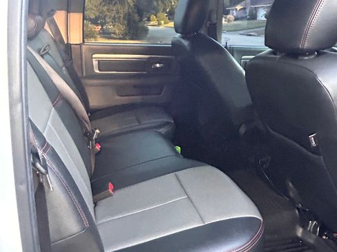 Used 2015 RAM 1500 Lone Star image 10