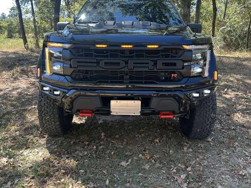 Used 2025 Ford F150 XL w/ Equipment Group 103A High image 2