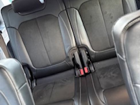 Used 2021 Jeep Grand Cherokee L Laredo image 11