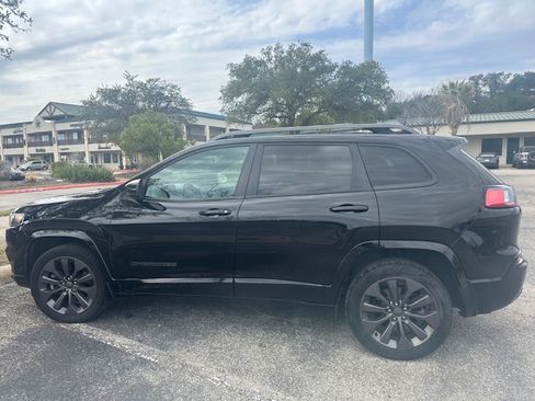 Used 2019 Jeep Cherokee High Altitude image 16